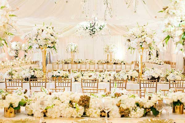 Como Fazer uma Decoração de Casamento Branco e Dourado [Inspire-se!]