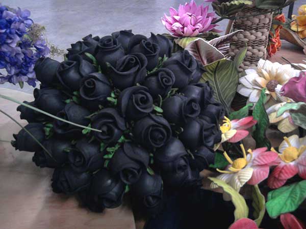 flores pretas