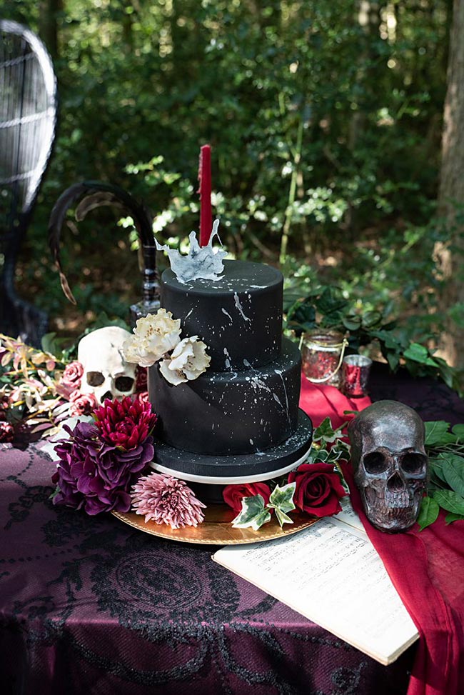 bolo de casamento preto